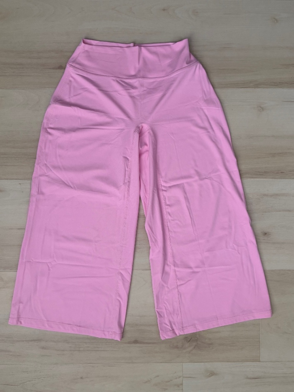 Yeoreo Samyer 21" Low Rise Wide Leg Capri Pants